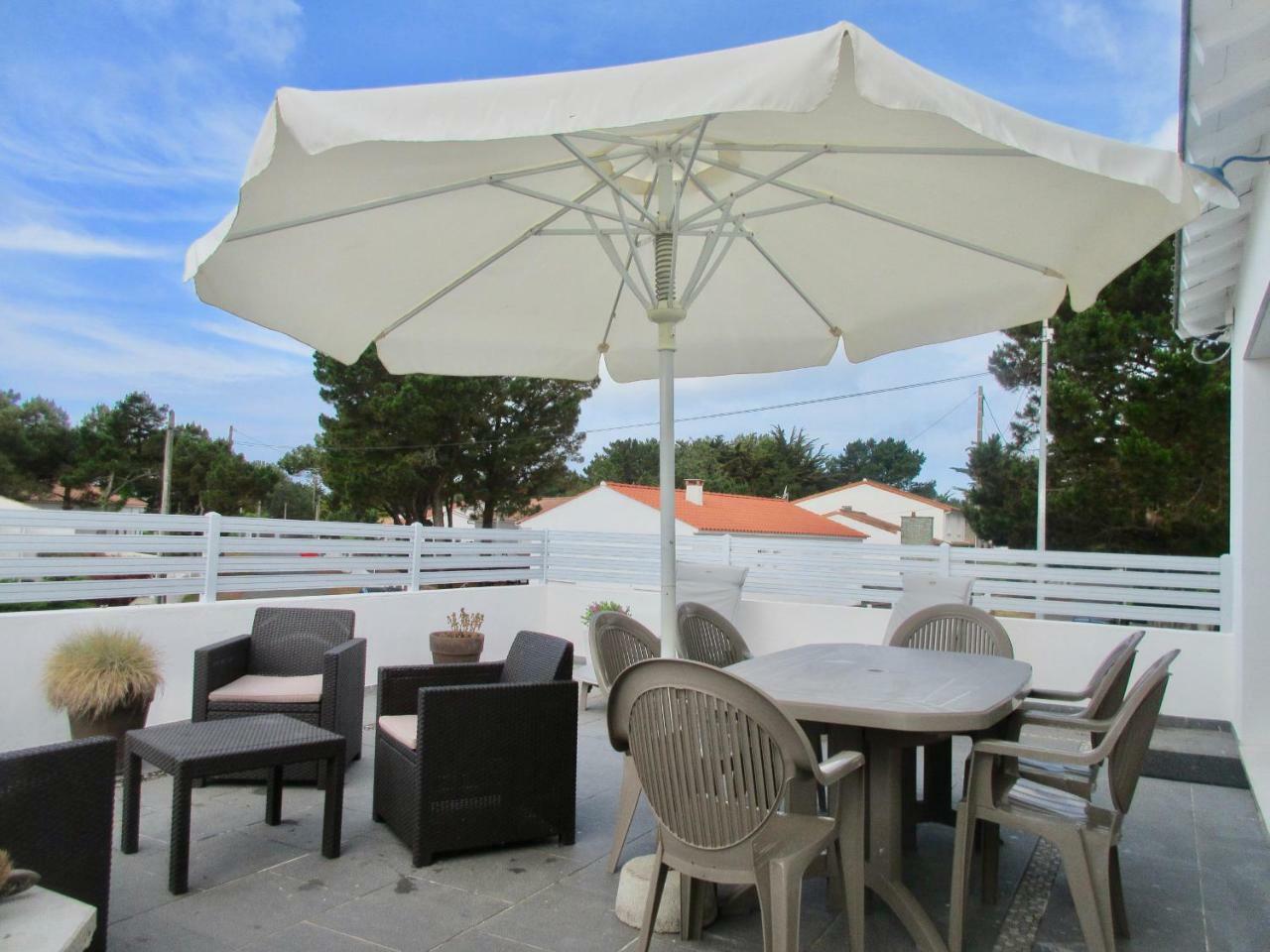 Maison Pour 6 - Jardin Et Terrasse - 300M Plage Бретіньоль-сюр-Мер Екстер'єр фото